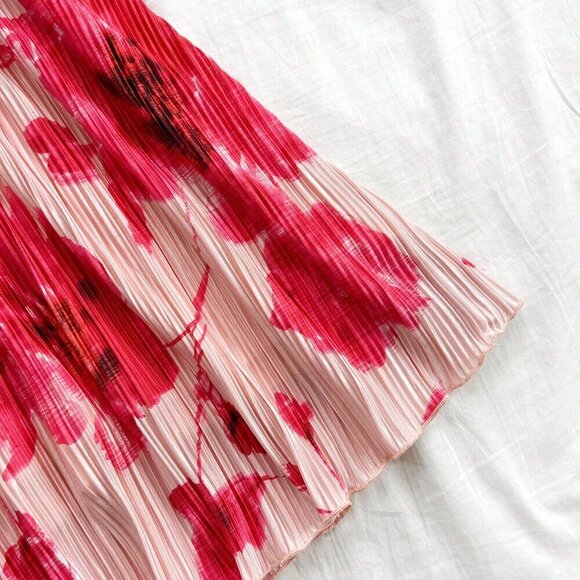 Red Boho Women's Tie Dye Floral Print Bowknot Tie-Neck Dress - Picture 4 of 5